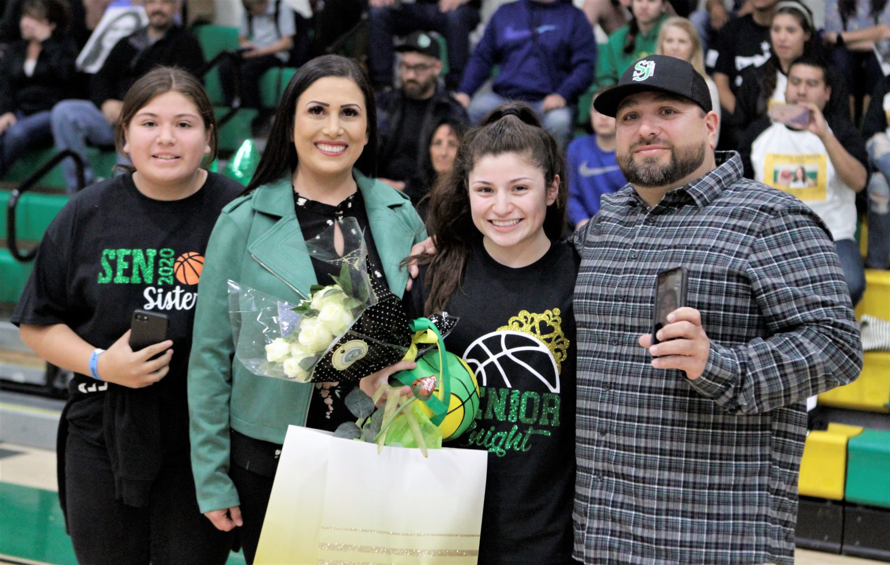 021020SJSeniorNight02.JPG